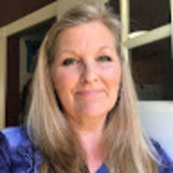 Meet your Posher, Sharon - Picture 1 of 1